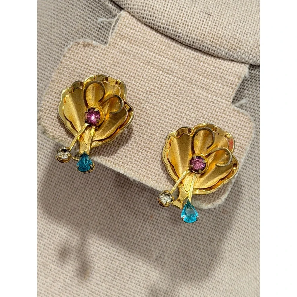 Bugbee & Niles B.N. Vintage Screw Back Earrings‎ Gold Tone Pink Blue Rhinestone